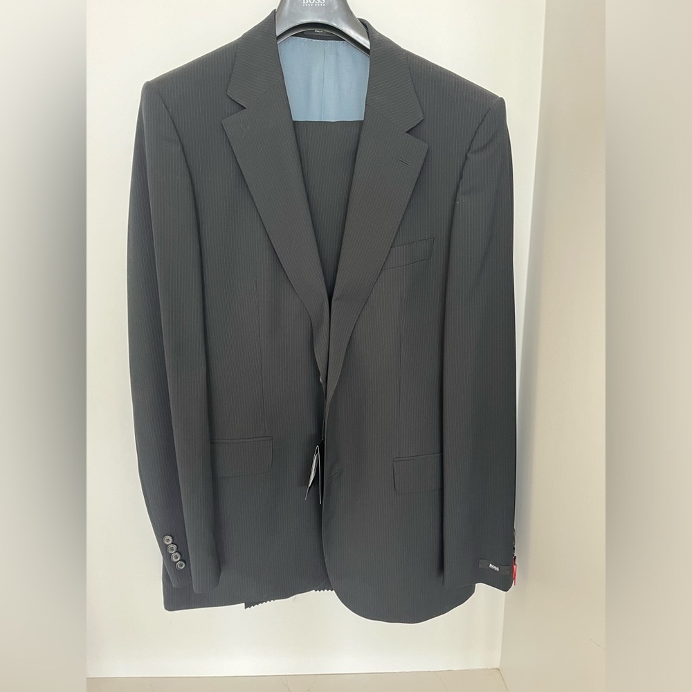 NWT Hugo boss suit